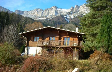 G&icirc;te n&deg;367105 Plateau-des-Petites-Roches - Is&egrave;re - photo