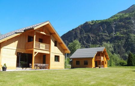G&icirc;te n&deg;52734 Le Bourg-d'Oisans - Is&egrave;re - photo