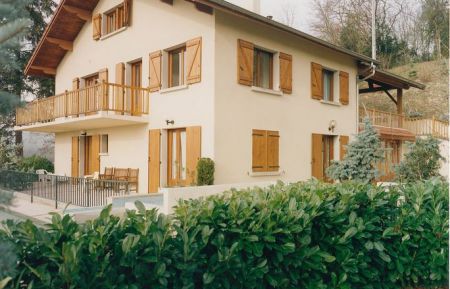 G&icirc;te de groupe n&deg;99025 Chevri&egrave;res - Is&egrave;re - photo
