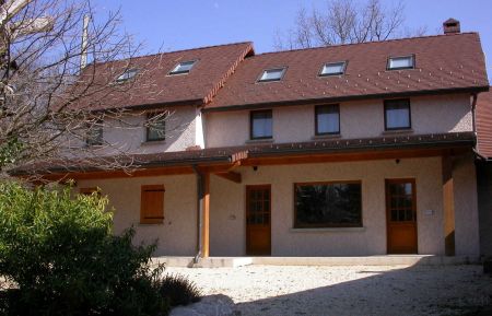G&icirc;te de groupe n&deg;259025 Montseveroux - Is&egrave;re - photo