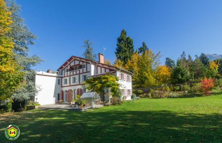G&icirc;te n&deg;422107 Saint-Martin-d'Uriage - Is&egrave;re - photo