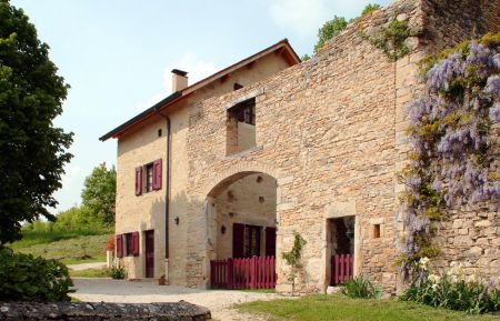 G&icirc;te n&deg;532100 V&eacute;n&eacute;rieu - Is&egrave;re - photo