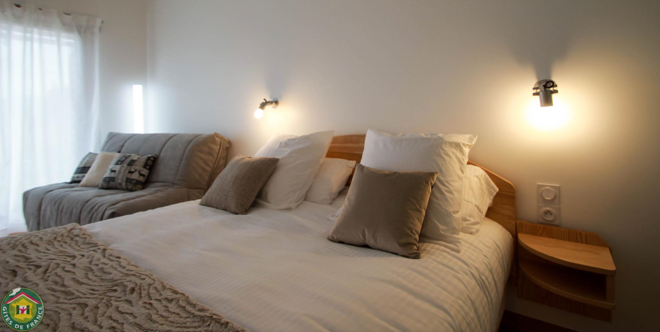 Lit de 160 cm et canapé BZ couchage de 140 cm photo 19