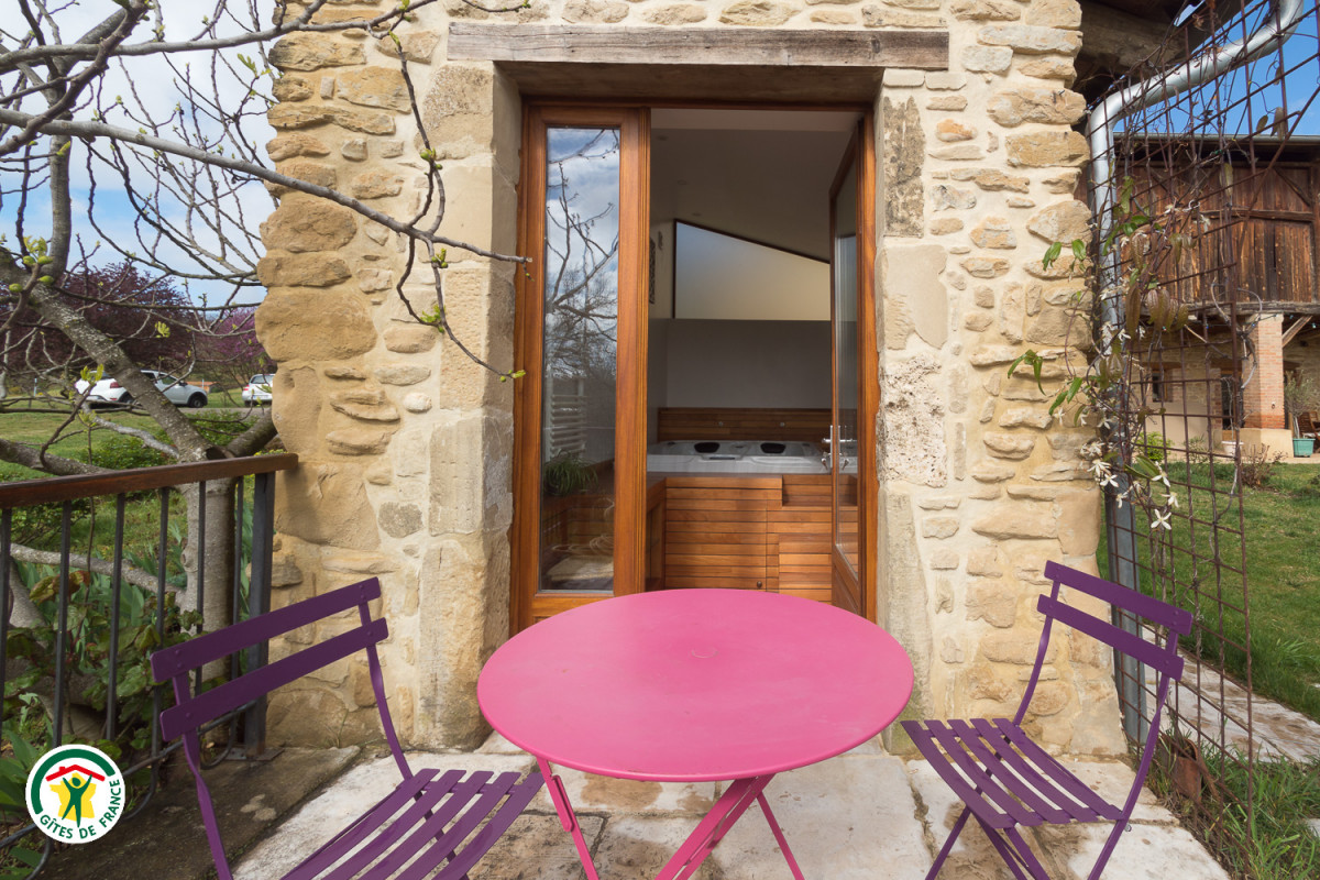 Chambre d'hôtes n°410050 Au Bonheur Du Cèdre à Saint Lattier - Gîtes de France Isère