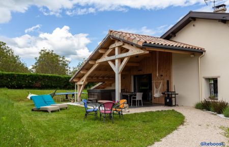 G&icirc;te n&deg;95108 Chatte - Is&egrave;re - Entr&eacute;e du gite